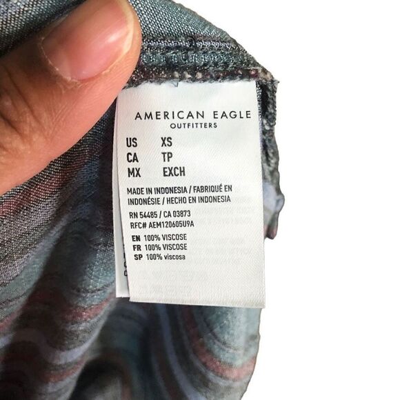 American Eagle Women’s Lightweight Striped Button Down Blouse Size XS - Picture 2 of 6